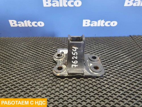 Кронштейн бампера